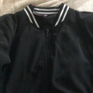 White and black collar jacket